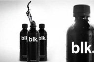美国推出一款有机饮品——“黑色泉水”